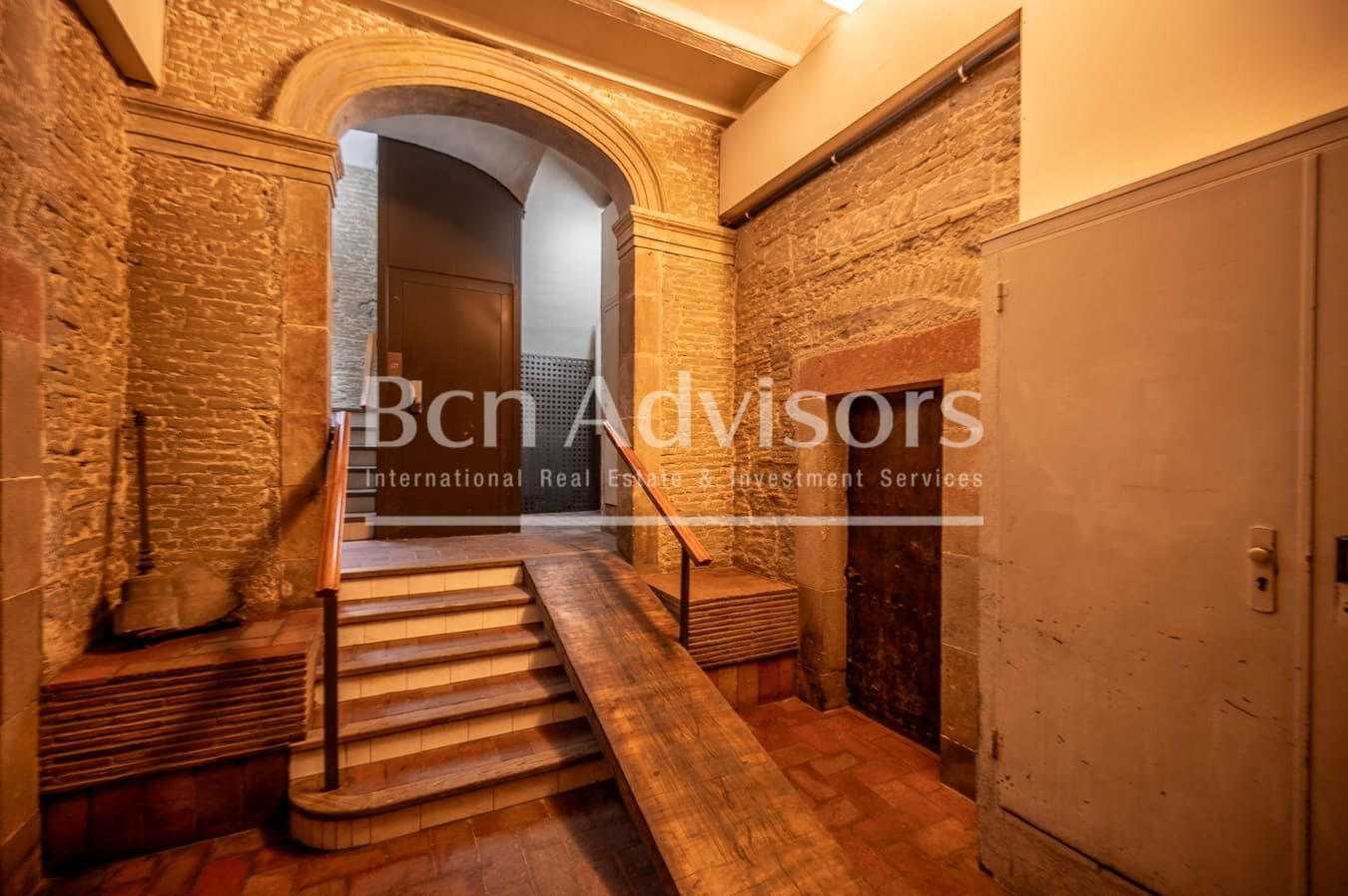 2 slaapkamer Appartement te koop in Barcelona stad - € 825.000 (Ref: 10020359)