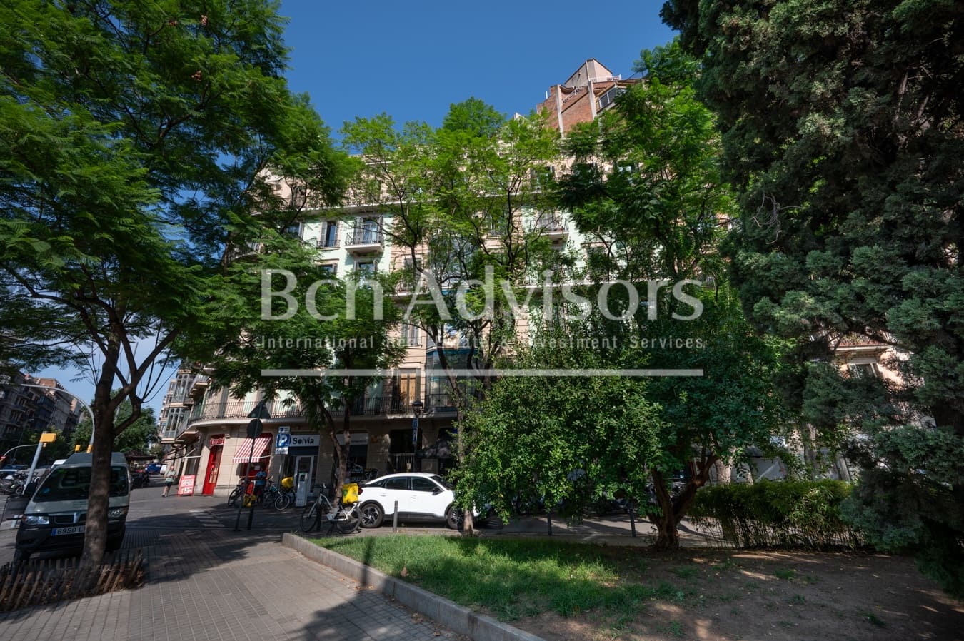 3 slaapkamer Appartement te koop in Barcelona stad - € 1.285.000 (Ref: 10022150)