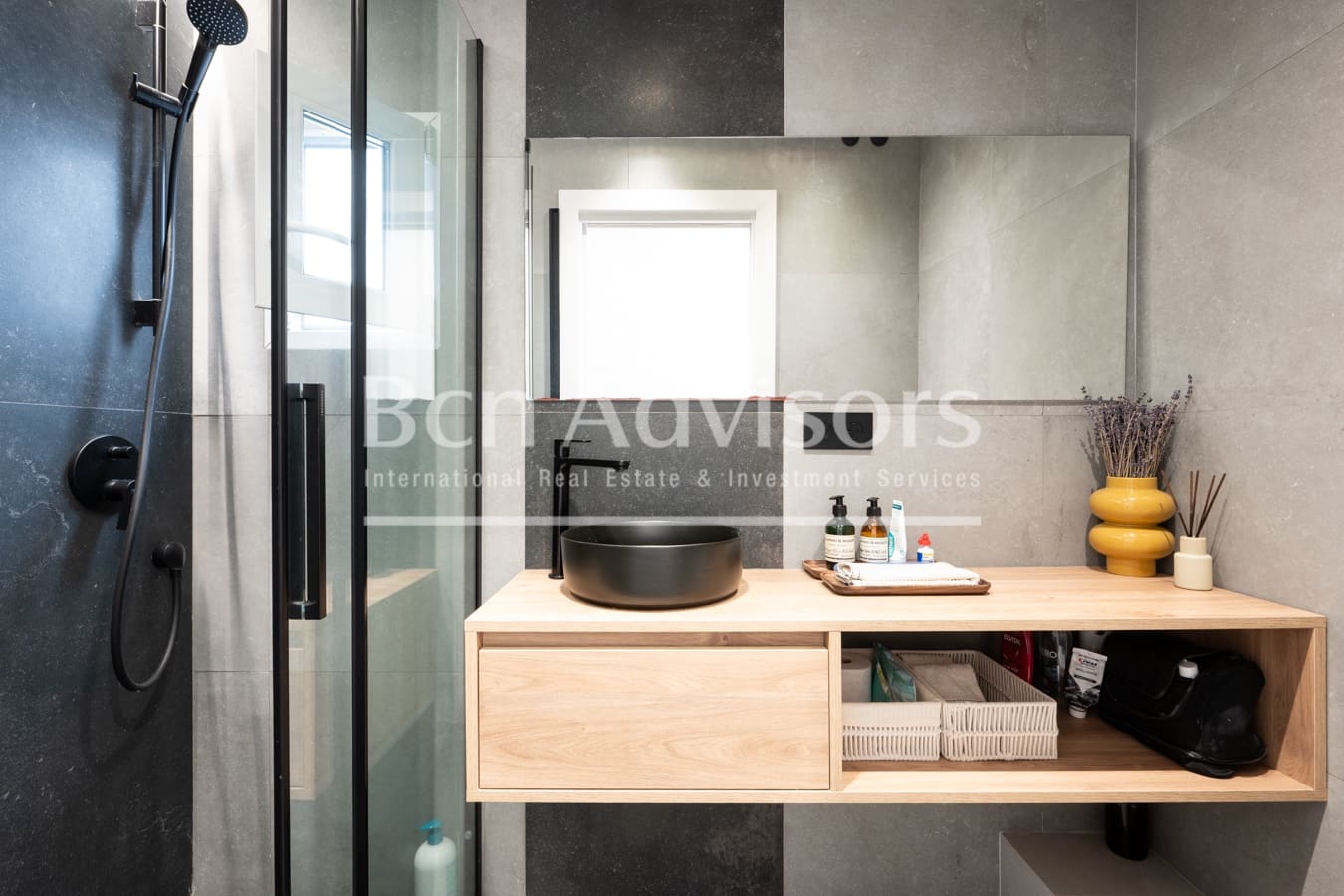3 bedroom Apartment for sale in Barcelona city - € 890,000 (Ref: 10054874)
