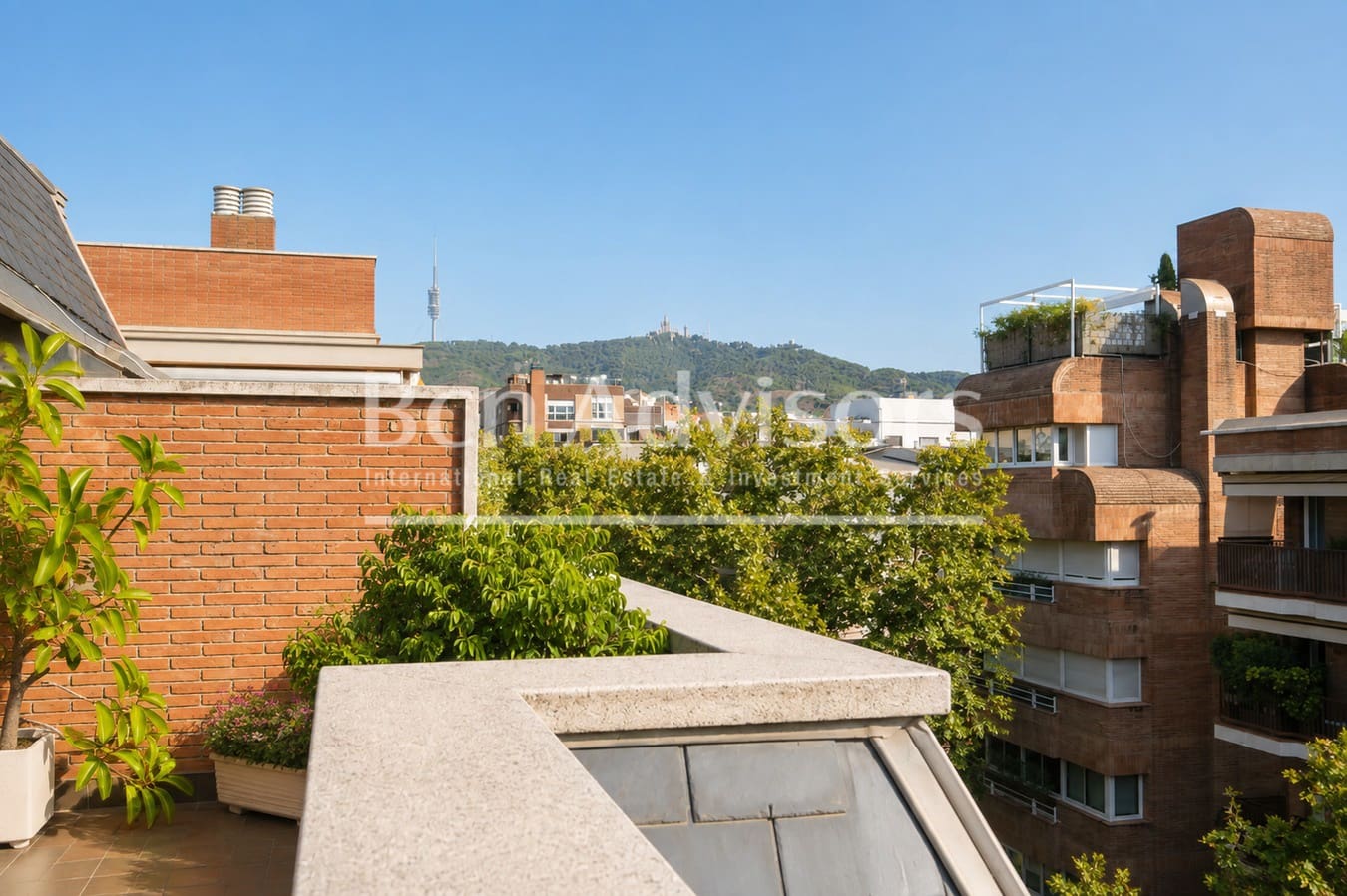 5 Zimmer Penthouse zu verkaufen in Barcelona Stadt mit Pool - 2.190.000 € (Ref: 10054875)
