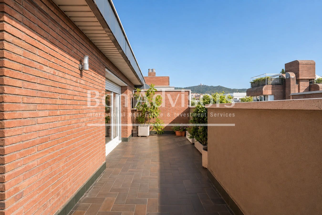 5 Zimmer Penthouse zu verkaufen in Barcelona Stadt mit Pool - 2.190.000 € (Ref: 10054875)