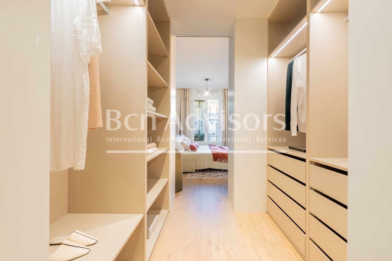 2 bedroom Apartment for sale in Barcelona city - € 1,450,000 (Ref: 10054876)