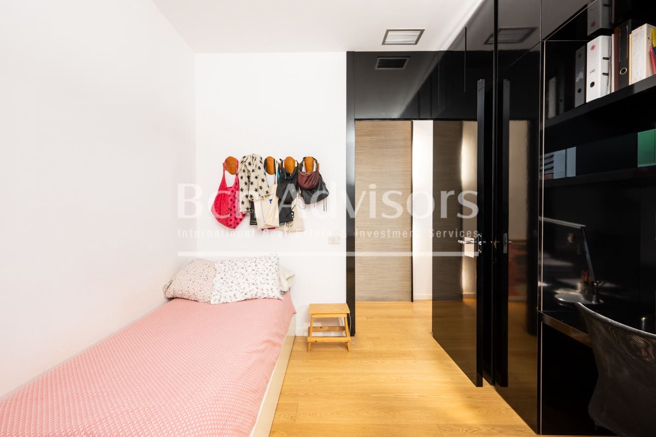 3 soveværelse Lejlighed til salg i Barcelona by - € 1.100.000 (Ref: 10075465)