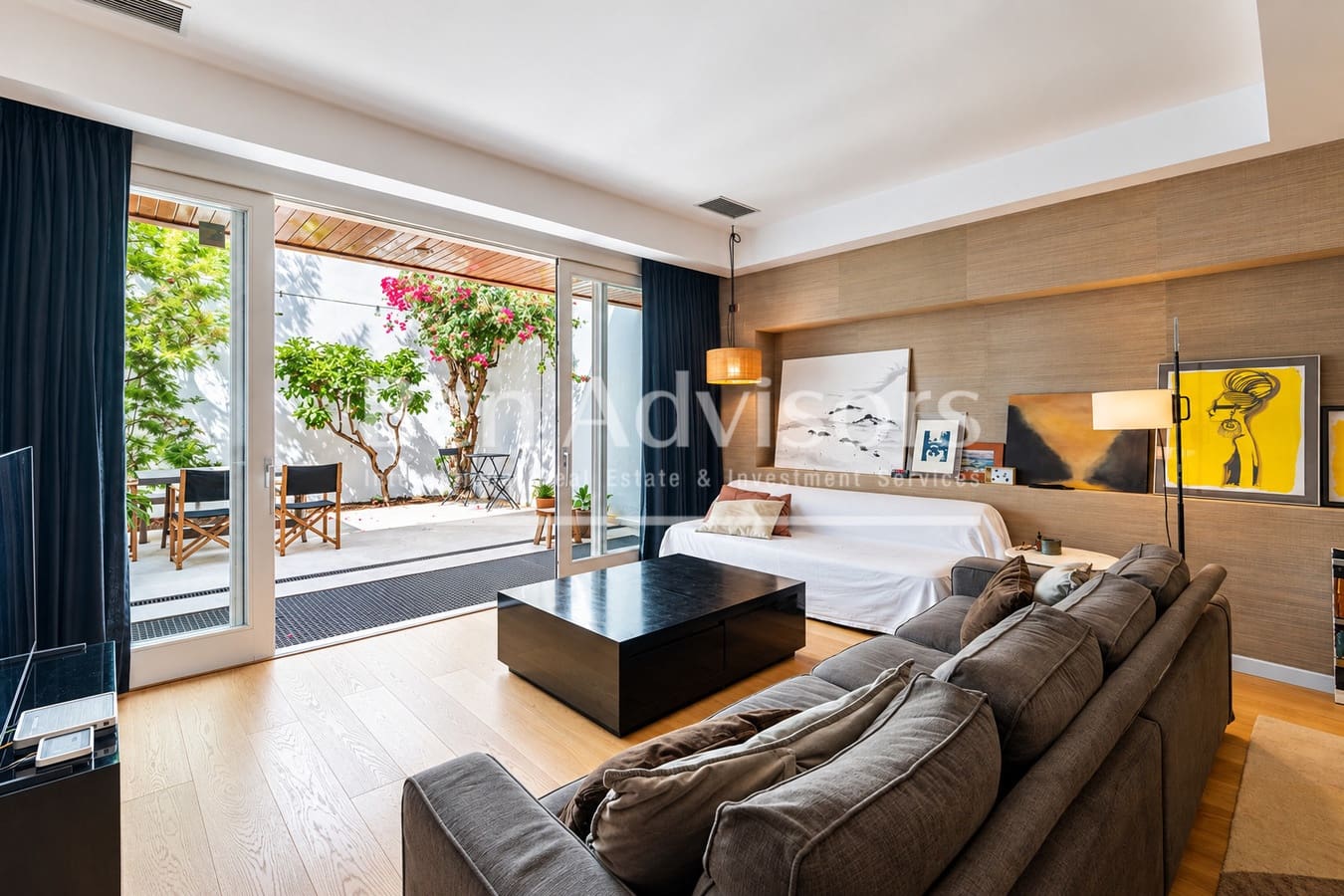 3 bedroom Apartment for sale in Barcelona city - € 1,100,000 (Ref: 10075465)