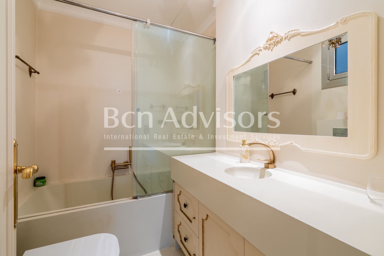 4 chambre Appartement à vendre à Barcelone ville - 990 000 € (Ref: 10077768)