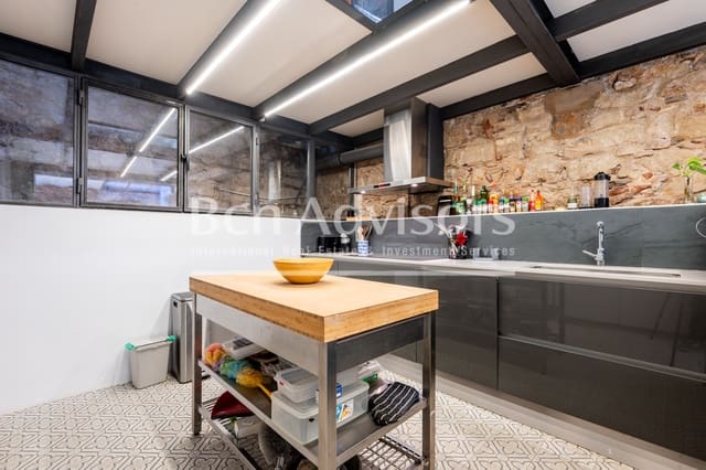 4 makuuhuone Huoneisto myytävänä paikassa El Raval, Barcelona kaupunki - 1 700 000 € (Ref: 10085781)