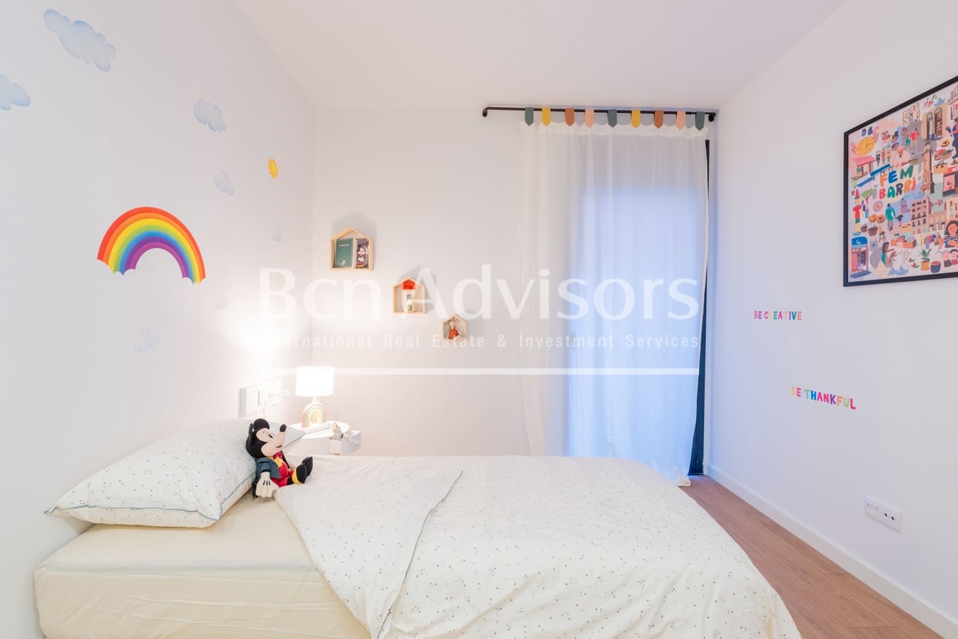4 slaapkamer Flat te koop in Barcelona stad - € 815.000 (Ref: 10094345)