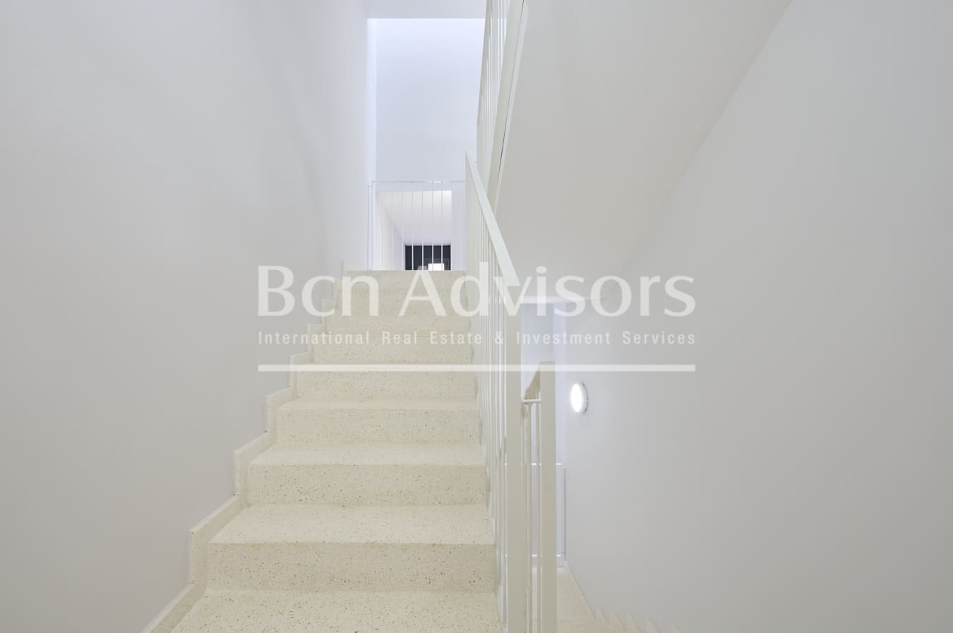 4 slaapkamer Flat te koop in Barcelona stad - € 815.000 (Ref: 10094345)