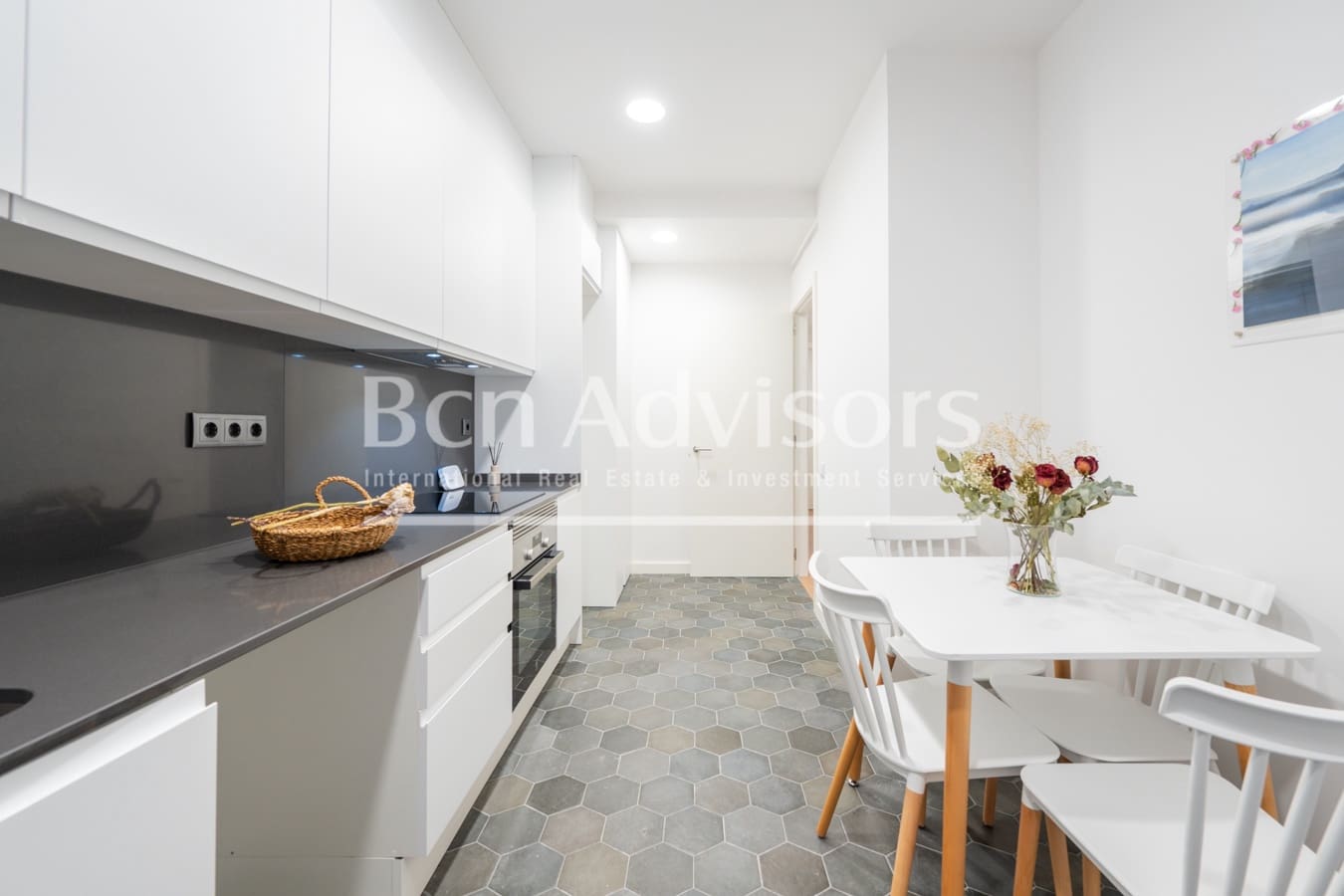 4 slaapkamer Flat te koop in Barcelona stad - € 815.000 (Ref: 10094345)