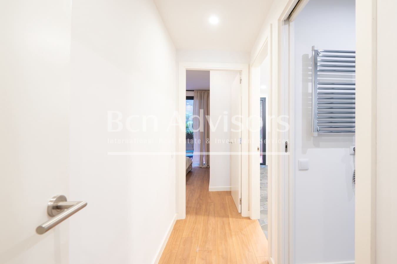 4 slaapkamer Flat te koop in Barcelona stad - € 815.000 (Ref: 10094345)