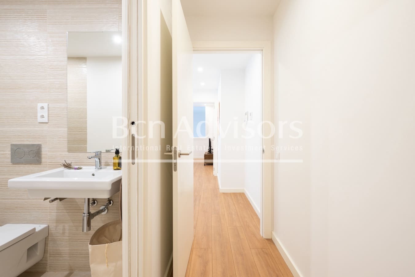 4 slaapkamer Flat te koop in Barcelona stad - € 815.000 (Ref: 10094345)