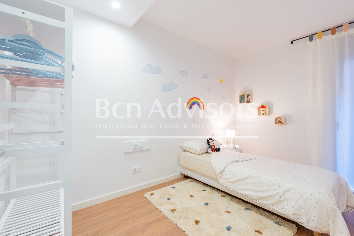 4 slaapkamer Flat te koop in Barcelona stad - € 815.000 (Ref: 10094345)
