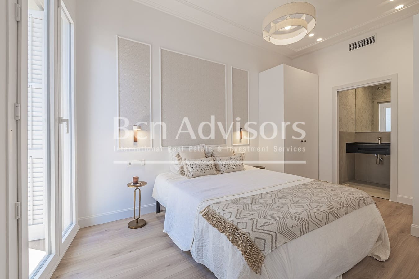 3 makuuhuone Huoneisto myytävänä paikassa Barcelona kaupunki mukana uima-altaan - 695 000 € (Ref: 10109085)