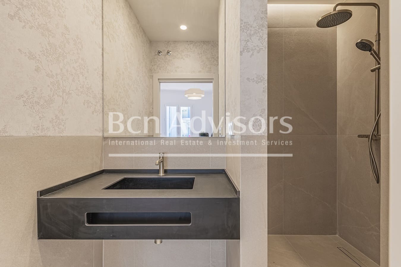 3 makuuhuone Huoneisto myytävänä paikassa Barcelona kaupunki mukana uima-altaan - 695 000 € (Ref: 10109085)