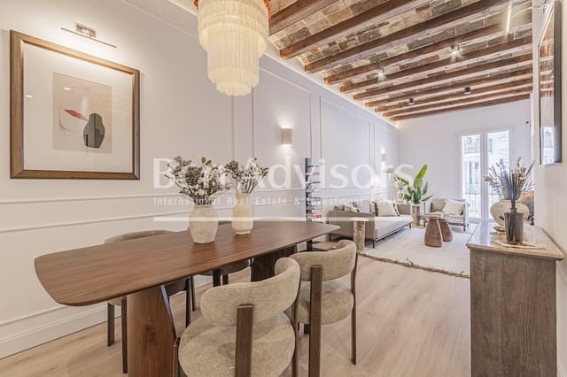 3 sovrum Lägenhet till salu i El Poble Sec, Barcelona stad med pool - 695 000 € (Ref: 10109085)