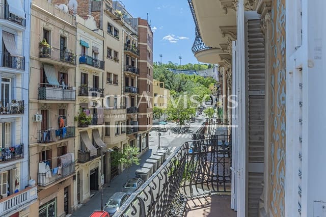 3 sovrum Lägenhet till salu i El Poble Sec, Barcelona stad med pool - 695 000 € (Ref: 10109085)