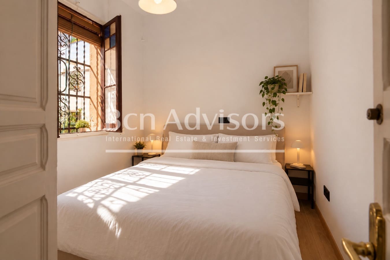 5 bedroom Townhouse for sale in Barcelona city - € 649,900 (Ref: 10119023)