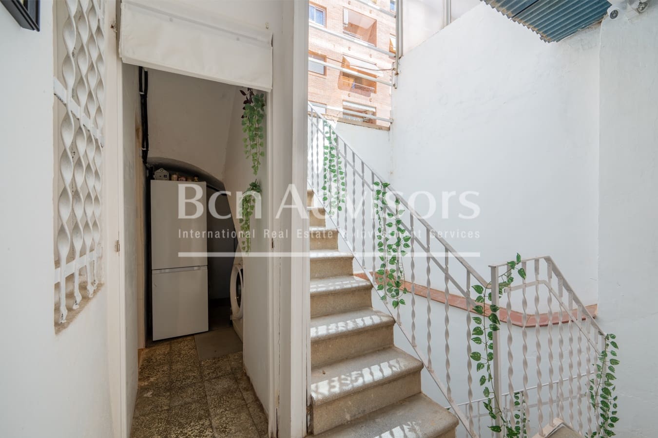 5 bedroom Townhouse for sale in Barcelona city - € 649,900 (Ref: 10119023)