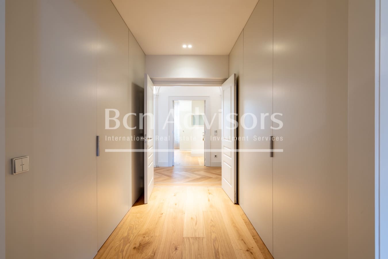 5 bedroom Apartment for sale in Barcelona city with garage - € 3,900,000 (Ref: 10123647)