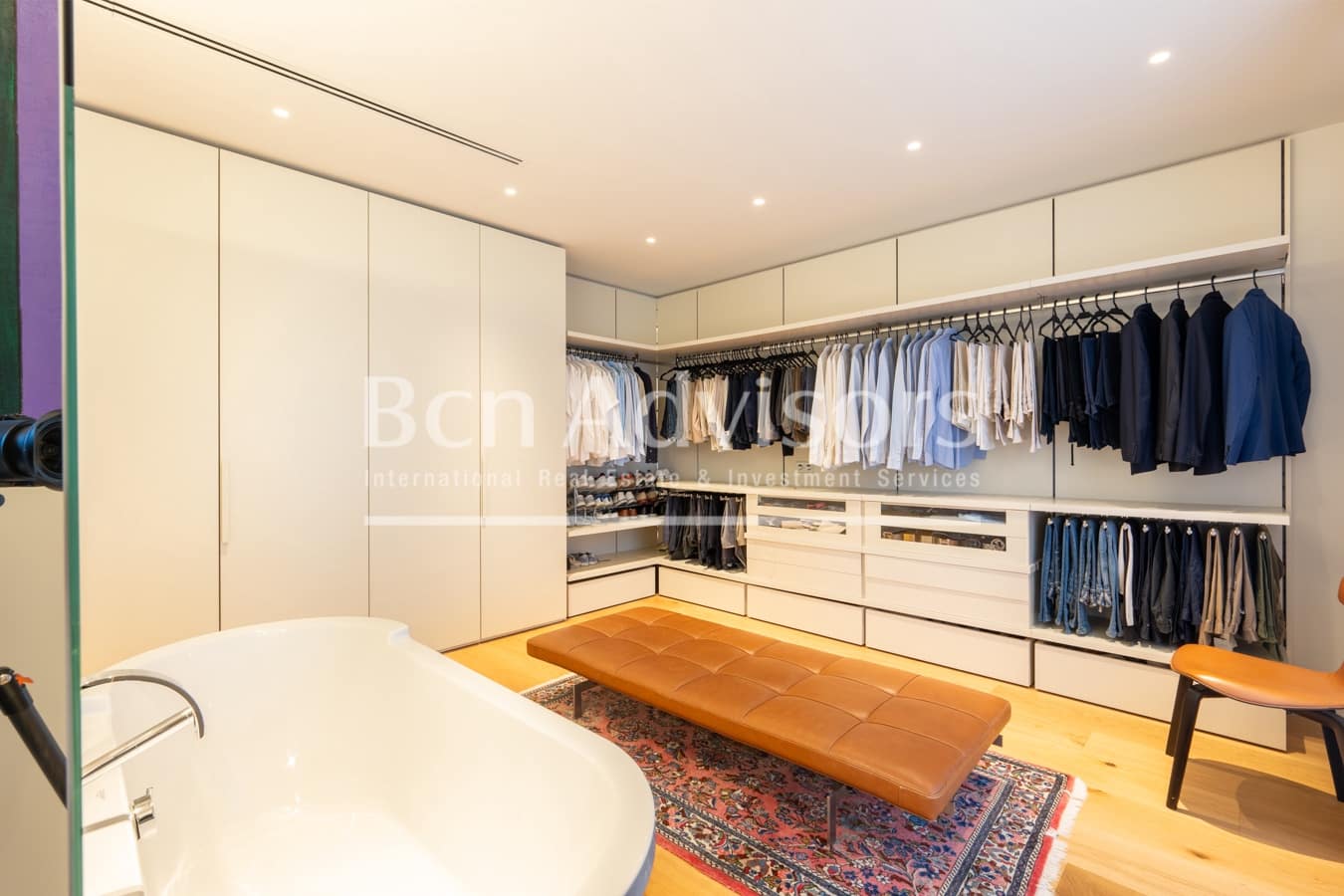 5 bedroom Apartment for sale in Barcelona city with garage - € 3,900,000 (Ref: 10123647)