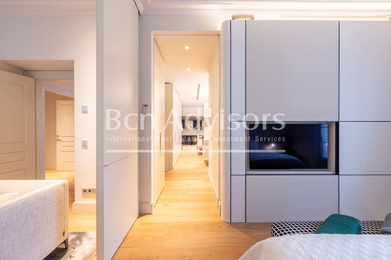 5 bedroom Apartment for sale in Barcelona city with garage - € 3,900,000 (Ref: 10123647)