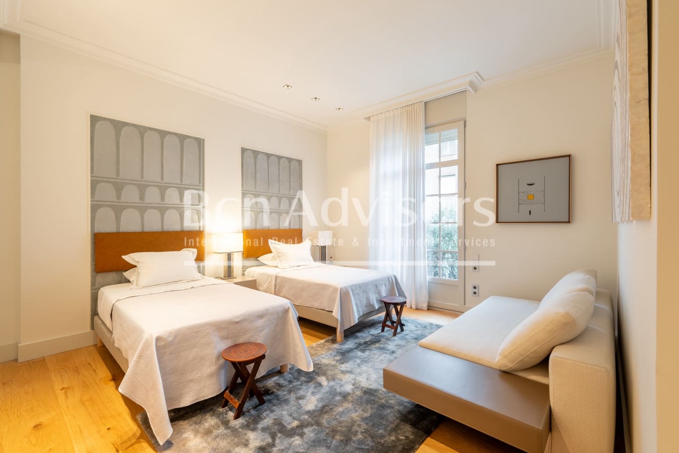5 bedroom Apartment for sale in Barcelona city with garage - € 3,900,000 (Ref: 10123647)