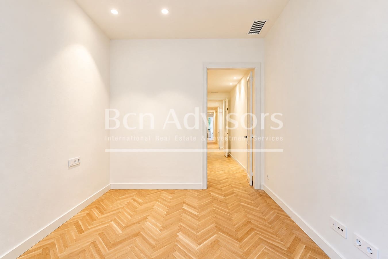 3 bedroom Apartment for sale in Barcelona city - € 1,600,000 (Ref: 10123648)