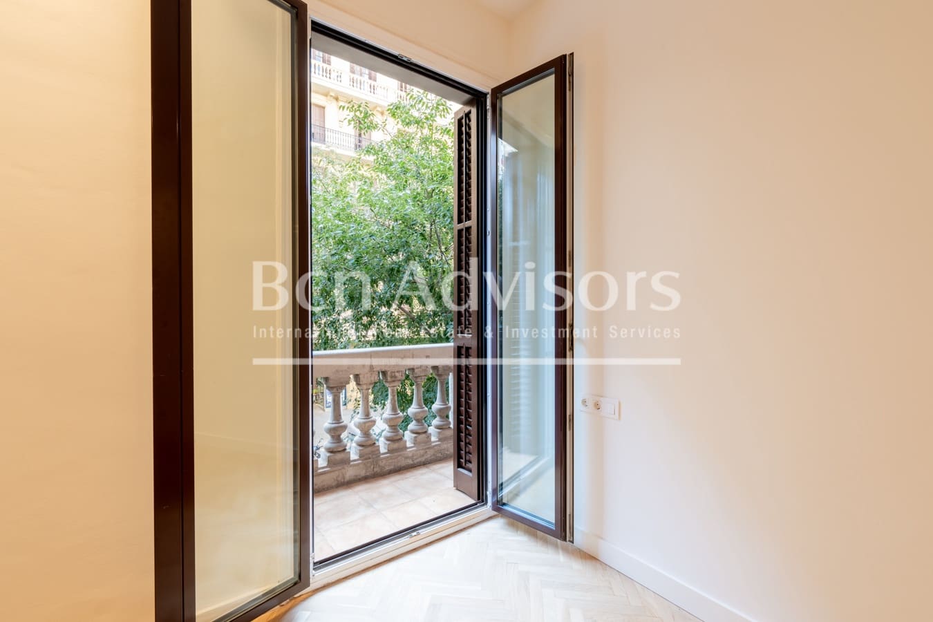 3 bedroom Apartment for sale in Barcelona city - € 1,600,000 (Ref: 10123648)
