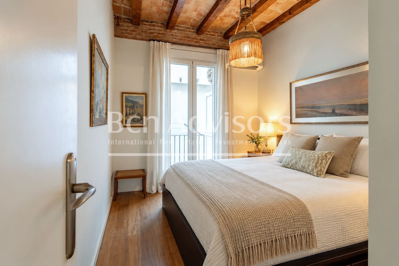 2 bedroom Apartment for sale in Barcelona city - € 795,000 (Ref: 10142111)