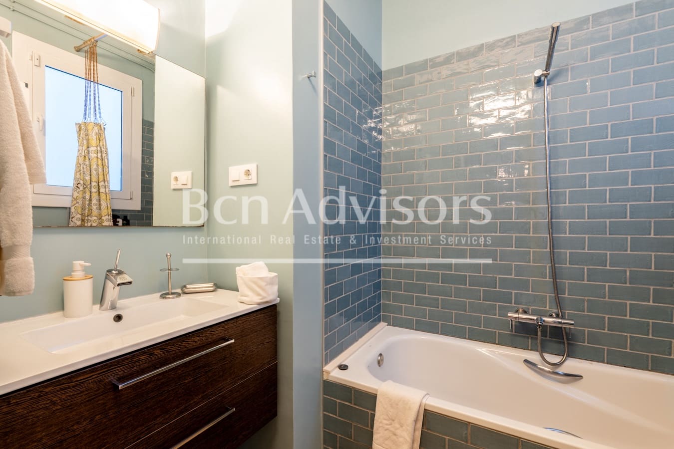 2 bedroom Apartment for sale in Barcelona city - € 795,000 (Ref: 10142111)