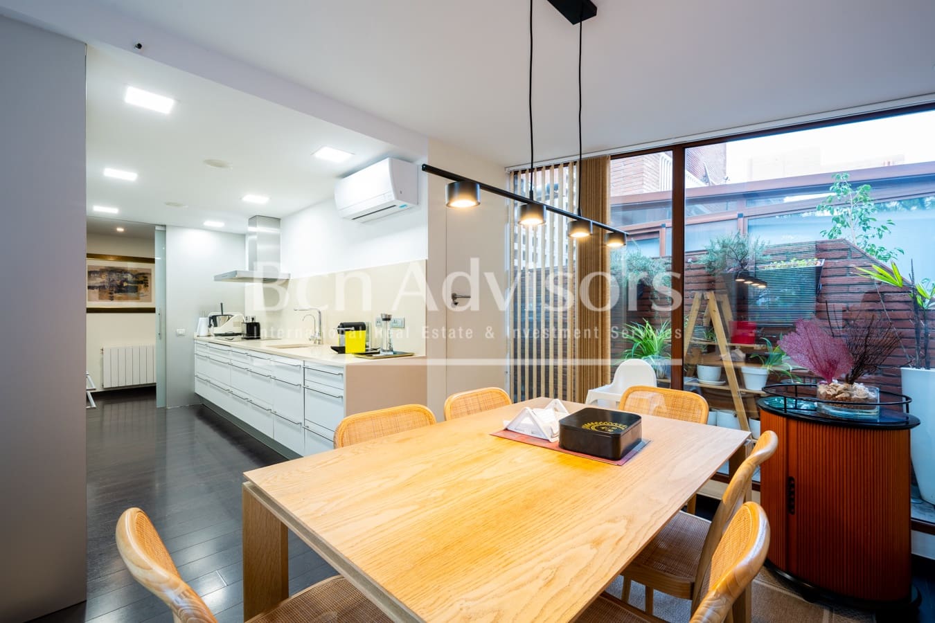3 makuuhuone Huoneisto myytävänä paikassa Esplugues de Llobregat mukana uima-altaan 
autotalli - 868 000 € (Ref: 10148443)