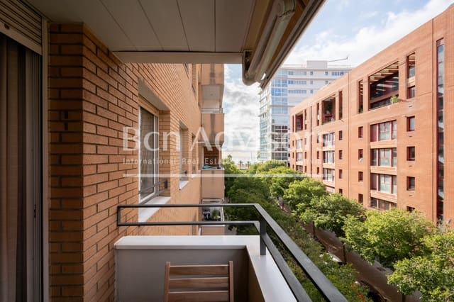 3 soveværelse Lejlighed til salg i Diagonal Mar i El Front Marítim del Poblenou, Barcelona by med garage - € 630.000 (Ref: 10148444)