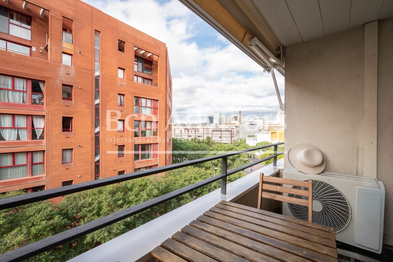 3 soveværelse Lejlighed til salg i Barcelona by med garage - € 630.000 (Ref: 10148444)