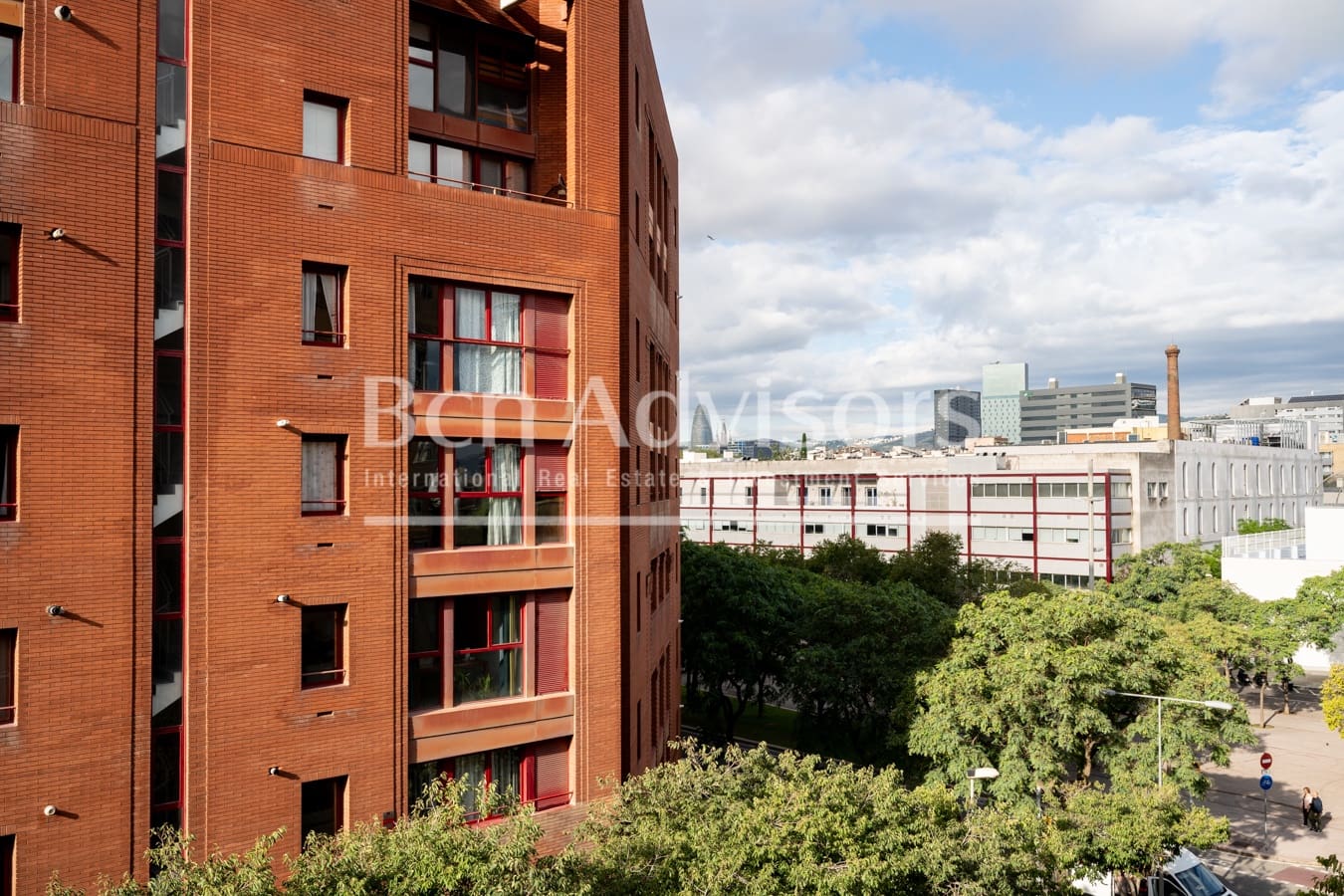 3 soveværelse Lejlighed til salg i Barcelona by med garage - € 630.000 (Ref: 10148444)