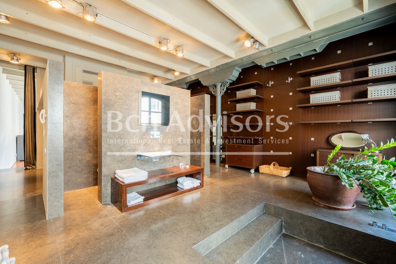 3 bedroom Penthouse for sale in Barcelona city - € 2,500,000 (Ref: 9097438)