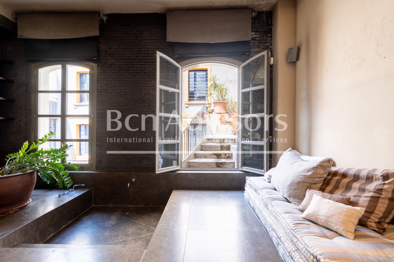 3 bedroom Penthouse for sale in Barcelona city - € 2,500,000 (Ref: 9097438)