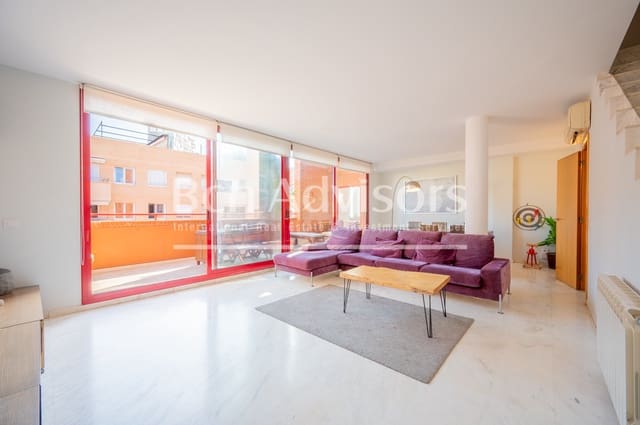 Apartamento de 4 habitaciones en Diagonal Mar i El Front Marítim del Poblenou, Barcelona ciudad en venta con garaje - 1.155.000 € (Ref: 9097439)
