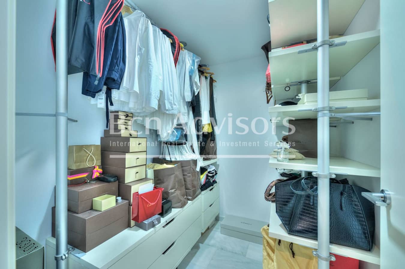 3 soveværelse Lejlighed til salg i Barcelona by med swimmingpool - € 1.850.000 (Ref: 9097441)