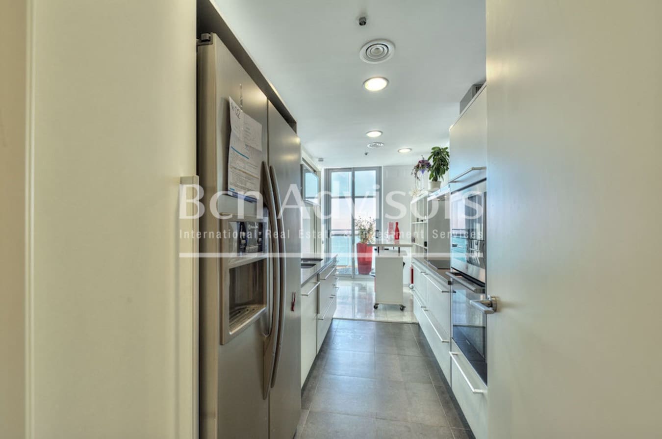 3 soveværelse Lejlighed til salg i Barcelona by med swimmingpool - € 1.850.000 (Ref: 9097441)