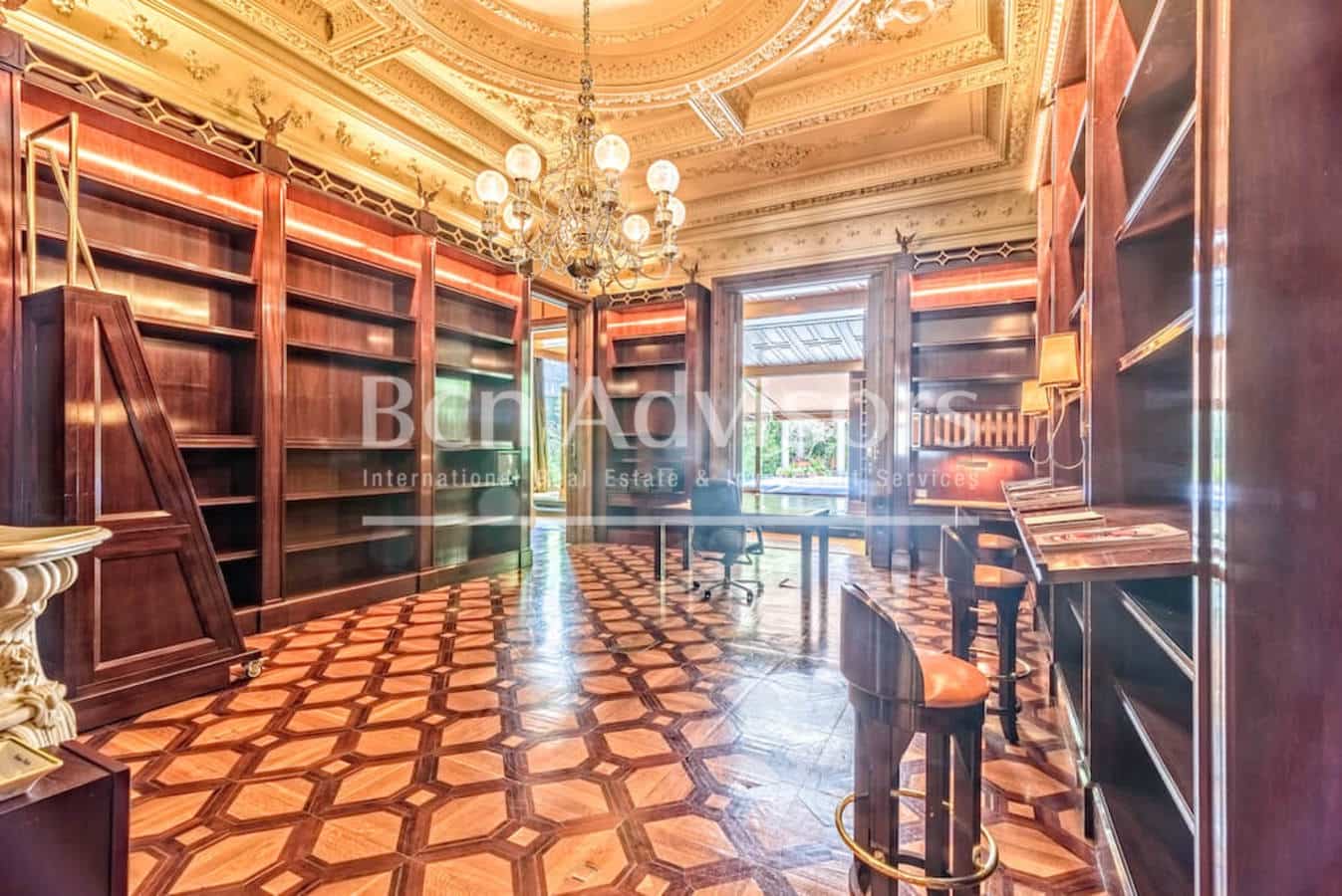 4 bedroom Apartment for sale in Barcelona city - € 12,000,000 (Ref: 9097442)