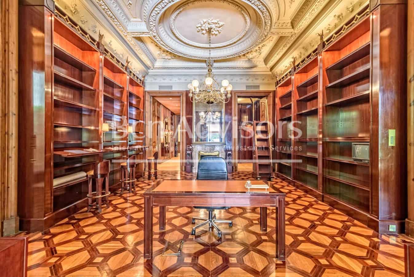 4 bedroom Apartment for sale in Barcelona city - € 12,000,000 (Ref: 9097442)