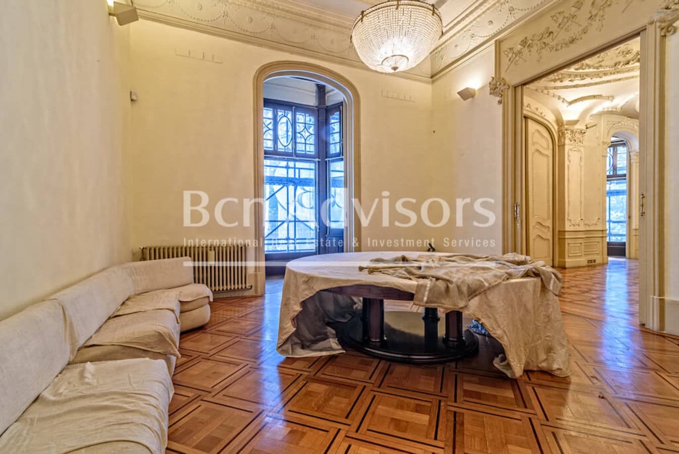 4 bedroom Apartment for sale in Barcelona city - € 12,000,000 (Ref: 9097442)
