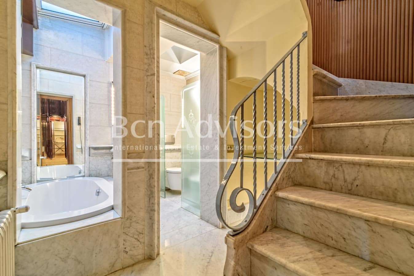 4 bedroom Apartment for sale in Barcelona city - € 12,000,000 (Ref: 9097442)