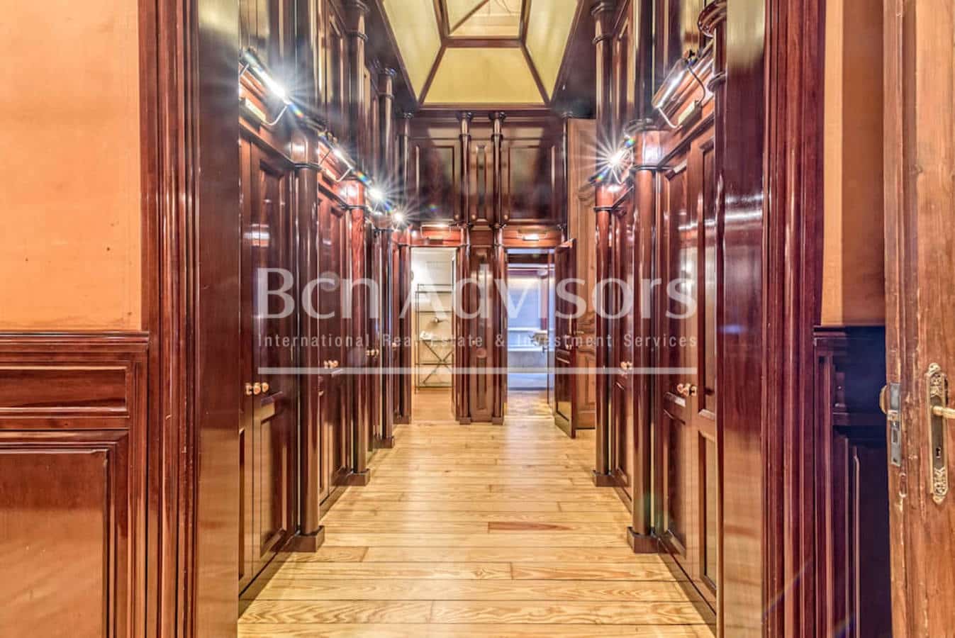 4 bedroom Apartment for sale in Barcelona city - € 12,000,000 (Ref: 9097442)