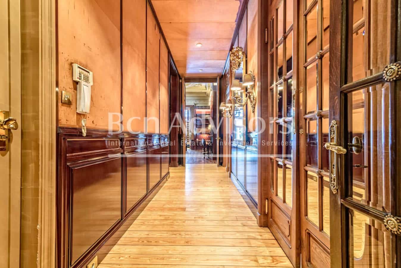 4 bedroom Apartment for sale in Barcelona city - € 12,000,000 (Ref: 9097442)