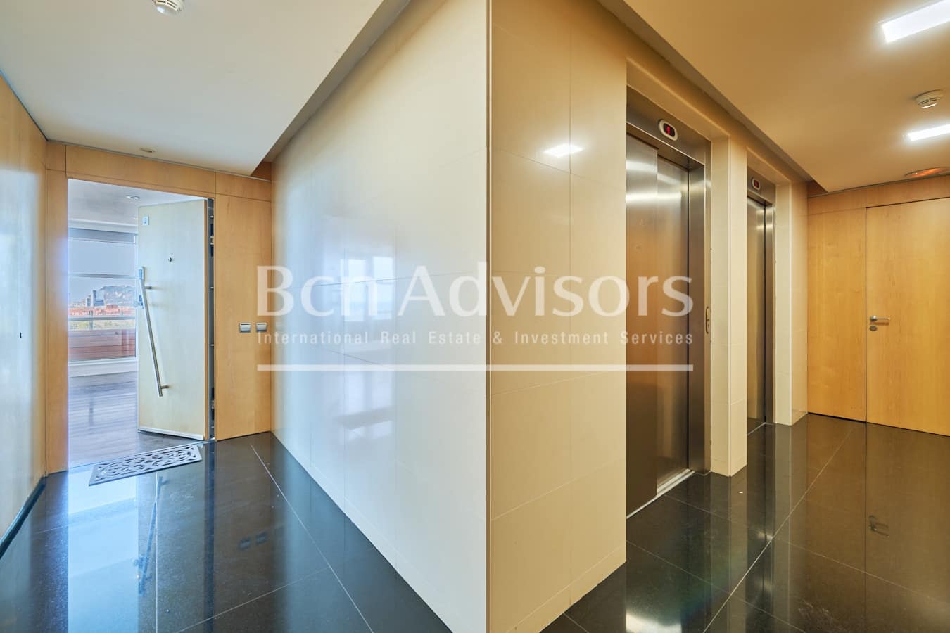 2 soveværelse Penthouse til salg i Barcelona by - € 1.900.000 (Ref: 9097450)