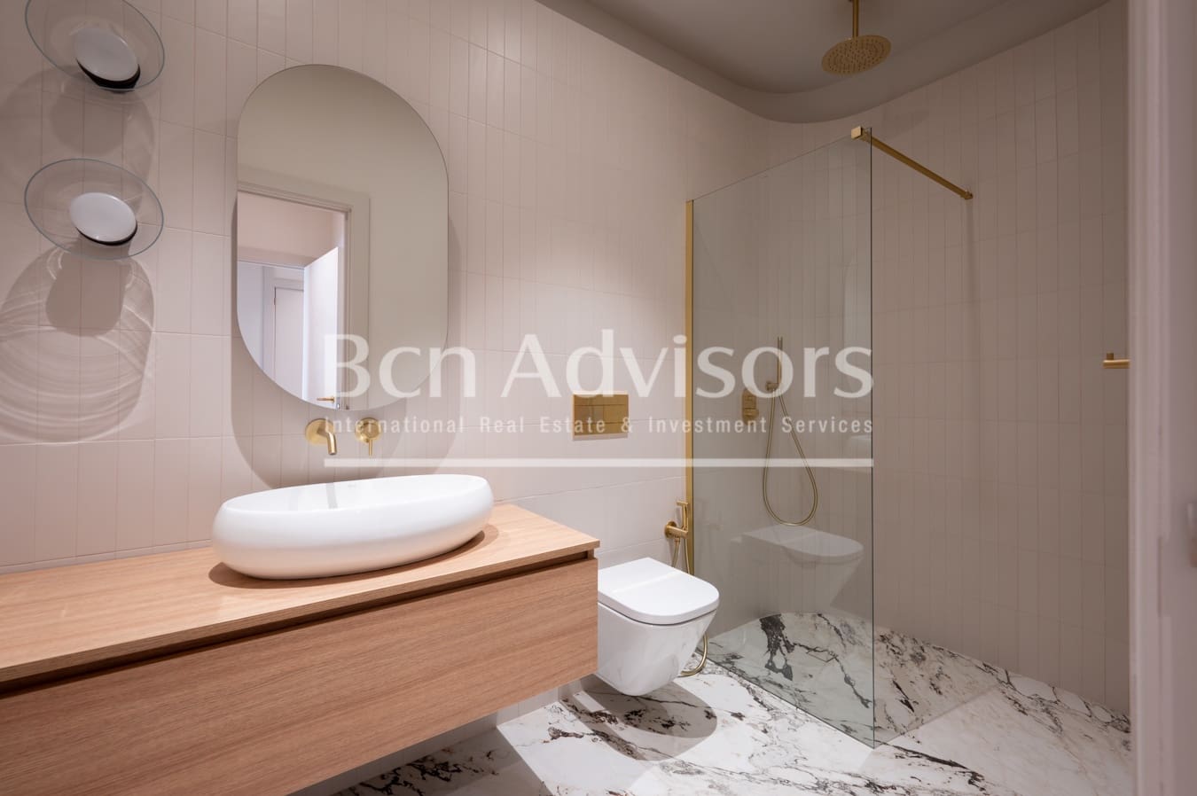 4 soveværelse Lejlighed til salg i Barcelona by - € 1.100.000 (Ref: 9097451)