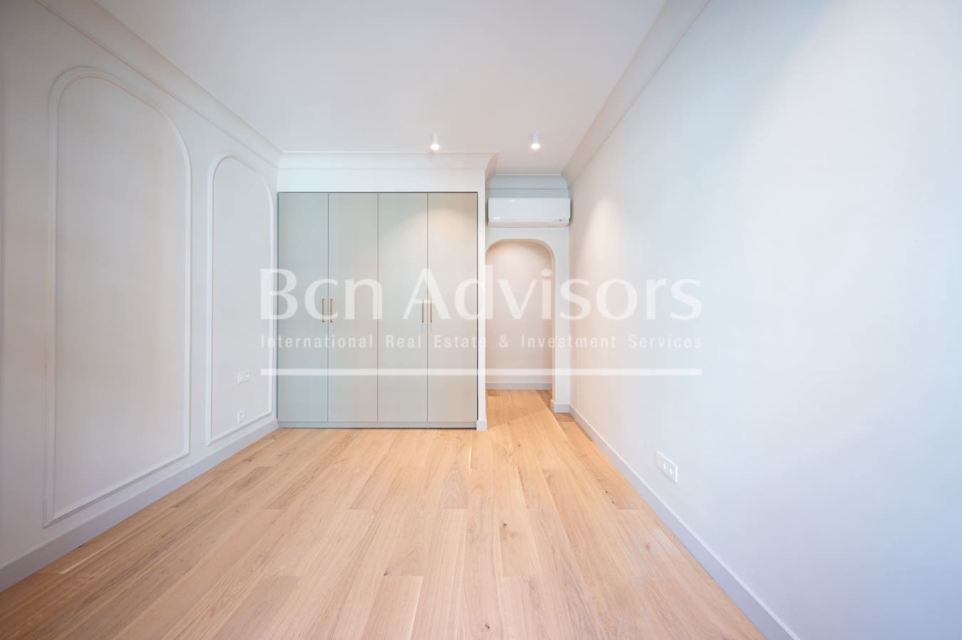 4 soveværelse Lejlighed til salg i Barcelona by - € 1.100.000 (Ref: 9097451)