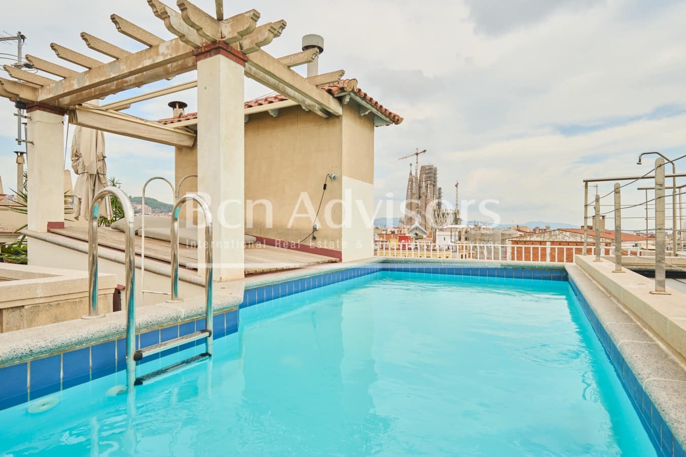 5 soveværelse Penthouse til salg i Barcelona by med swimmingpool - € 5.200.000 (Ref: 9097452)