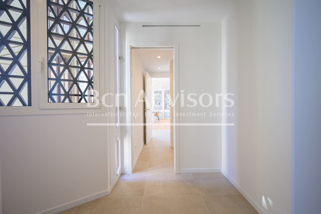 5 soveværelse Lejlighed til salg i Barcelona by med swimmingpool - € 2.755.000 (Ref: 9097456)